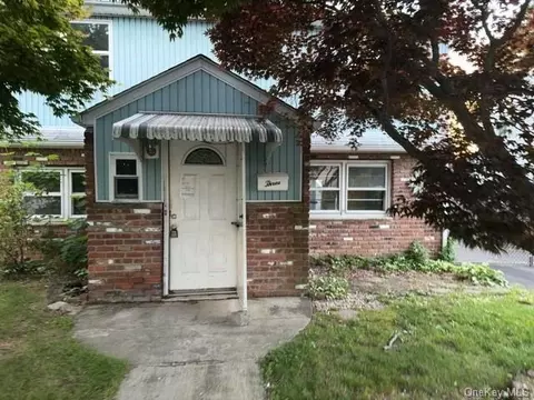 3 Getty Rd, Stony Point, NY 10980