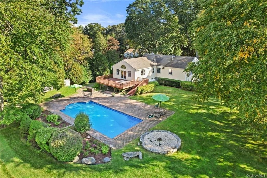 10 Dogwood Rd  