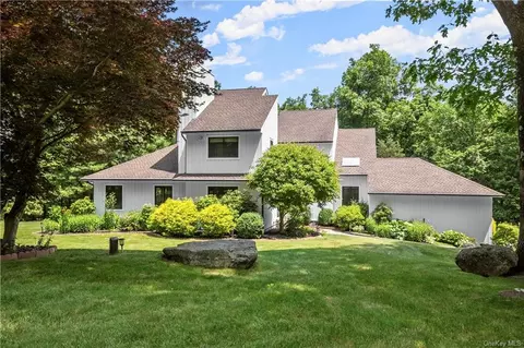 64 Jackson Rd, Bedford, NY 10506