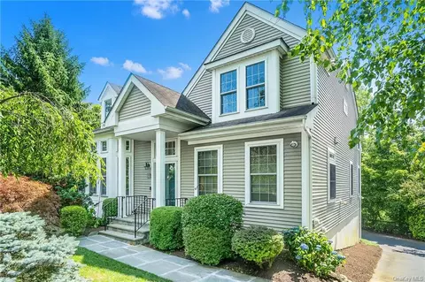 7 Fellowship Ln, Rye, NY 10573