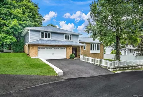 34 Bramblebrook Rd, Greenburgh, NY 10502