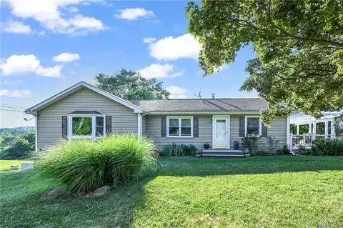 160 Wheeler Rd, Florida, NY 10921