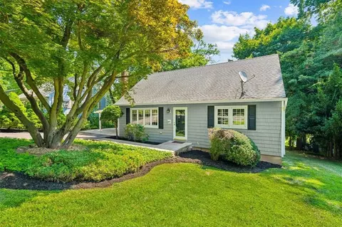 227 S Harrison Ave, Clarkstown, NY 10920