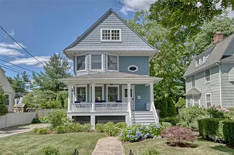 306 Beach Ave, Rye, NY 10543