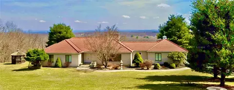 1260 Mountain Rd, Greenville, NY 12771