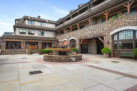 127 W Main St #301, Greenburgh, NY 10591