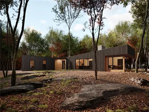 40 Lakeside Dr, Rhinebeck, NY 12572