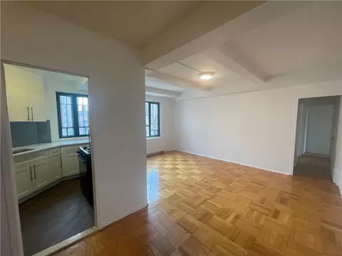 1651 Metropolitan Ave #7C, New York, NY 10462