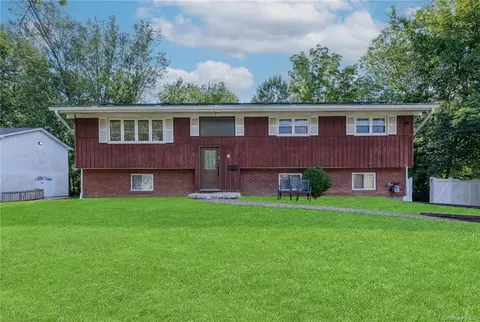 9 Brockton Rd, Ramapo, NY 10977