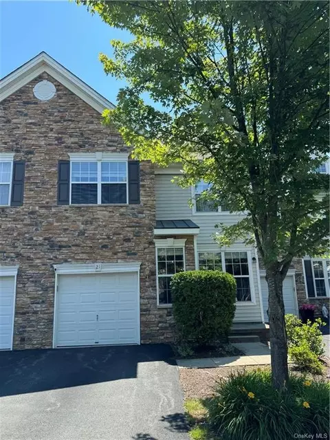 21 Ford Ct, Monroe, NY 10950