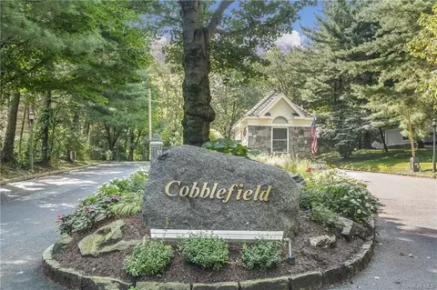 6 Westfield Ln, White Plains, NY 10605
