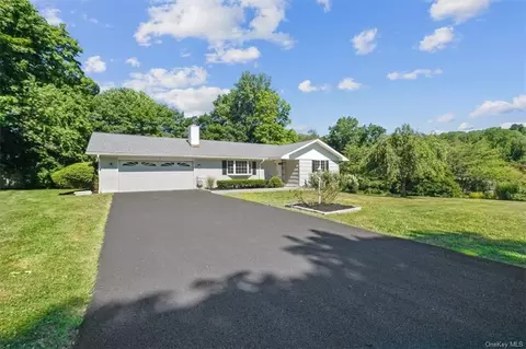 5 John Dorsey Dr, Cortlandt, NY 10567