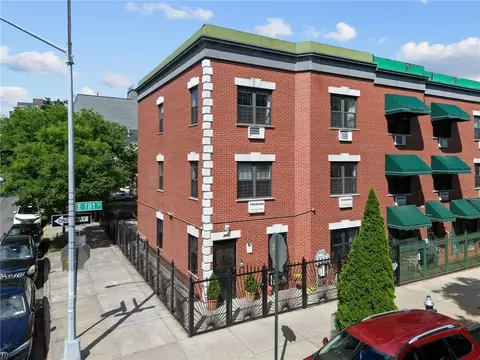 731 E 181 St, New York, NY 10457