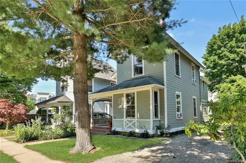 75 Depot Pl, Orangetown, NY 10960