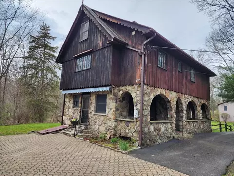 597 Doman Rd, Cairo, NY 12413