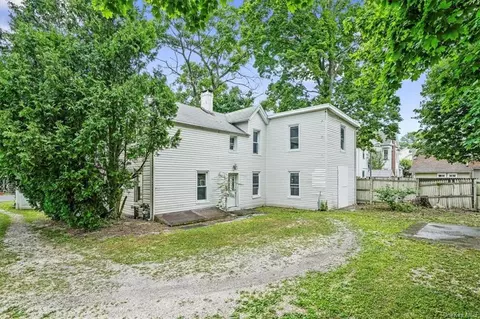 45 12 Sussex St, Port Jervis, NY 12771