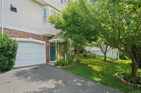 1901 Dorset Dr #1901, Greenburgh, NY 10591
