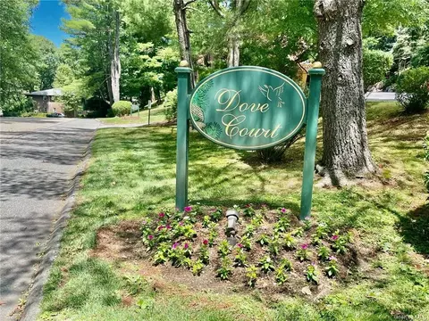 7 Dove Ct #E, Cortlandt, NY 10520