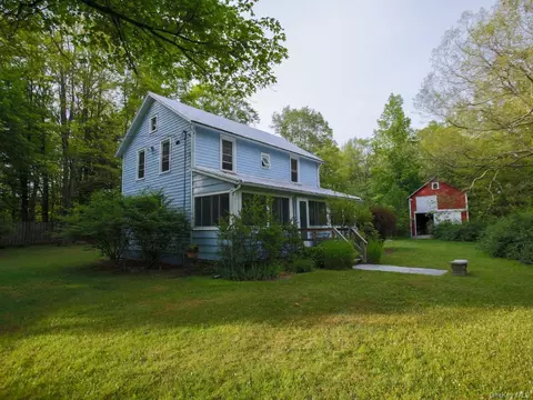 370 Samsonville Rd, Rochester, NY 12446