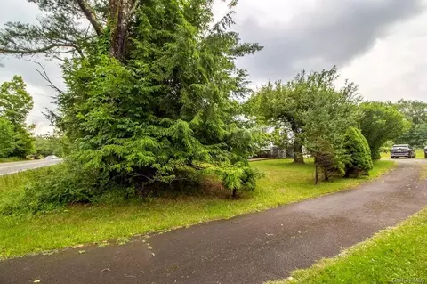 967 Briggs Hwy, Ellenville, NY 12428