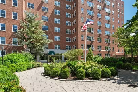 900 Palmer Rd #1G, Yonkers, NY 10708