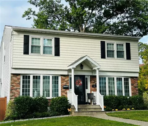 430 Esplanade, Pelham, NY 10803