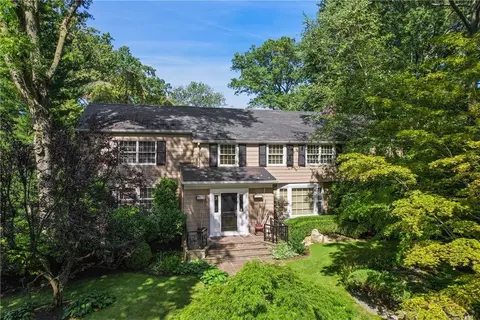 91 Penn Rd, Scarsdale, NY 10583