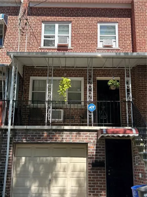 4042 Murdock Ave, New York, NY 10466