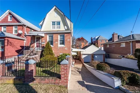 1532 Robertson Pl, Bronx, NY 10465