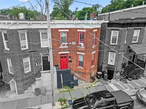 31 Spring St, Newburgh, NY 12550