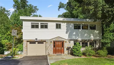 128 Northfield Ave, Greenburgh, NY 10522