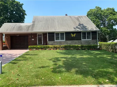 55 Covington Rd, Yonkers, NY 10710