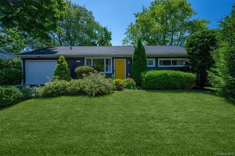 10 Dunderave Rd, Greenburgh, NY 10603