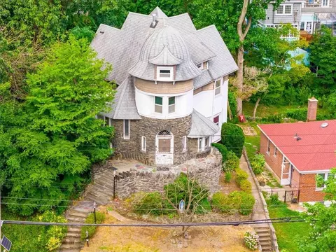 266 Park Hill Ave, Yonkers, NY 10705