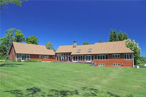 260 Behr Rd, Jeffersonville, NY 12748