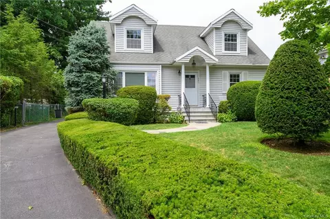 583 White Plains Rd, Eastchester, NY 10709