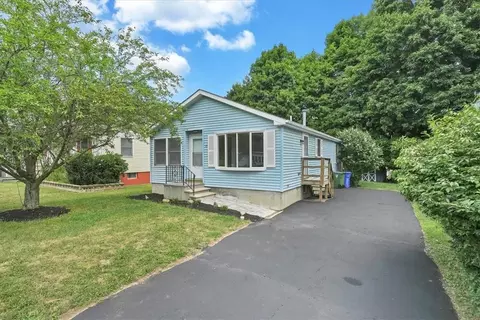 16 State St, Middletown, NY 10940