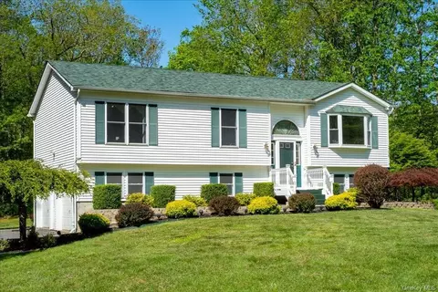 240 Echo Rd, Mamakating, NY 12721