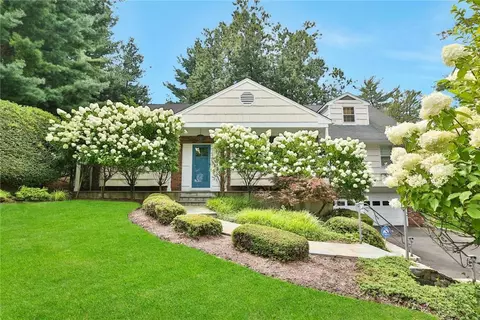 6 Tarryhill Rd, Greenburgh, NY 10591