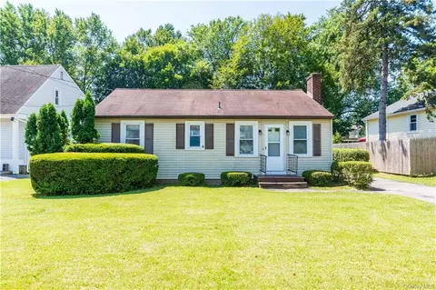 22 Haviland Rd, Hyde Park, NY 12538