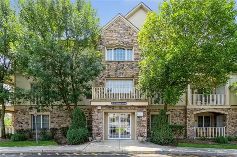 24 N De Baun Ave N #102, Ramapo, NY 10901