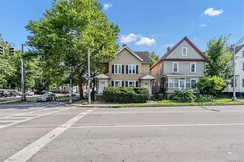 338340 Church St, Poughkeepsie, NY 12601