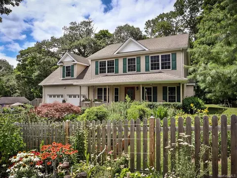 18 Crescent Dr, Goshen, NY 10924