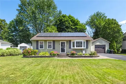 13 Smith Rd, Cornwall, NY 12518