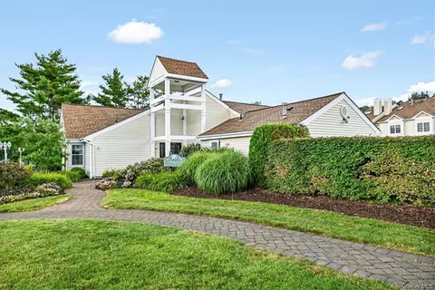 1914 Whispering Hls, Chester, NY 10918