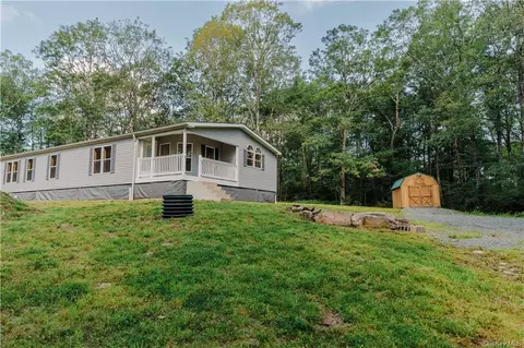 85 Fraser Rd, Tusten, NY 12764