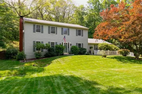 34 Patrick Dr, Union Vale, NY 12540