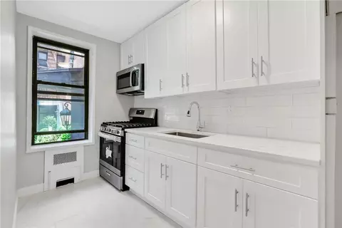 4 Windsor Ter #1A, White Plains, NY 10601
