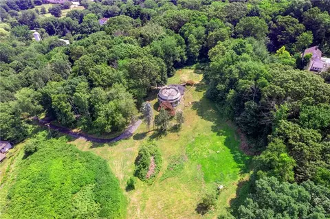 567 Grant Rd, North Salem, NY 10560