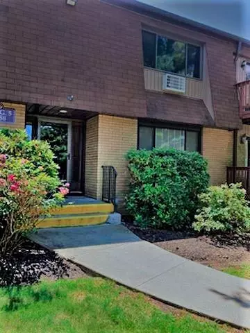 56 Richard Ct, Pomona, NY 10970